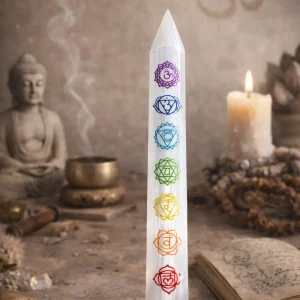 Varita de Selenita con Símbolos de los 7 Chakras